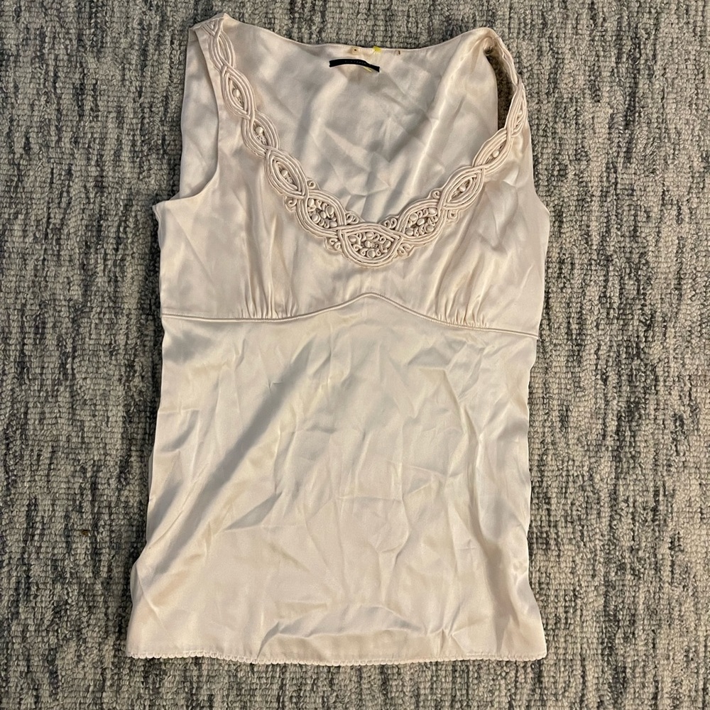 Elie Tahari Cream Sleeveless Embroidered Scoop Neck Tank